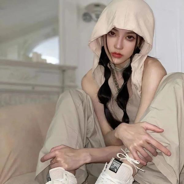 凸槌俏女警